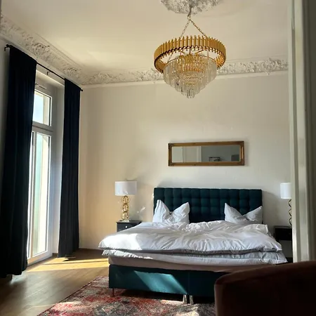 Five O- Kingsize Hesse Apartment *